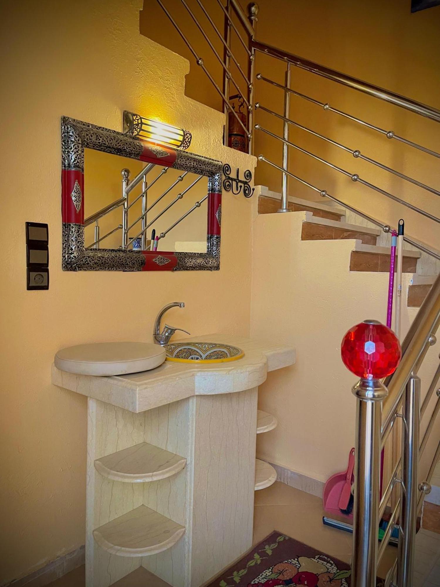 Luxury Family Apartment Merzouga Luaran gambar